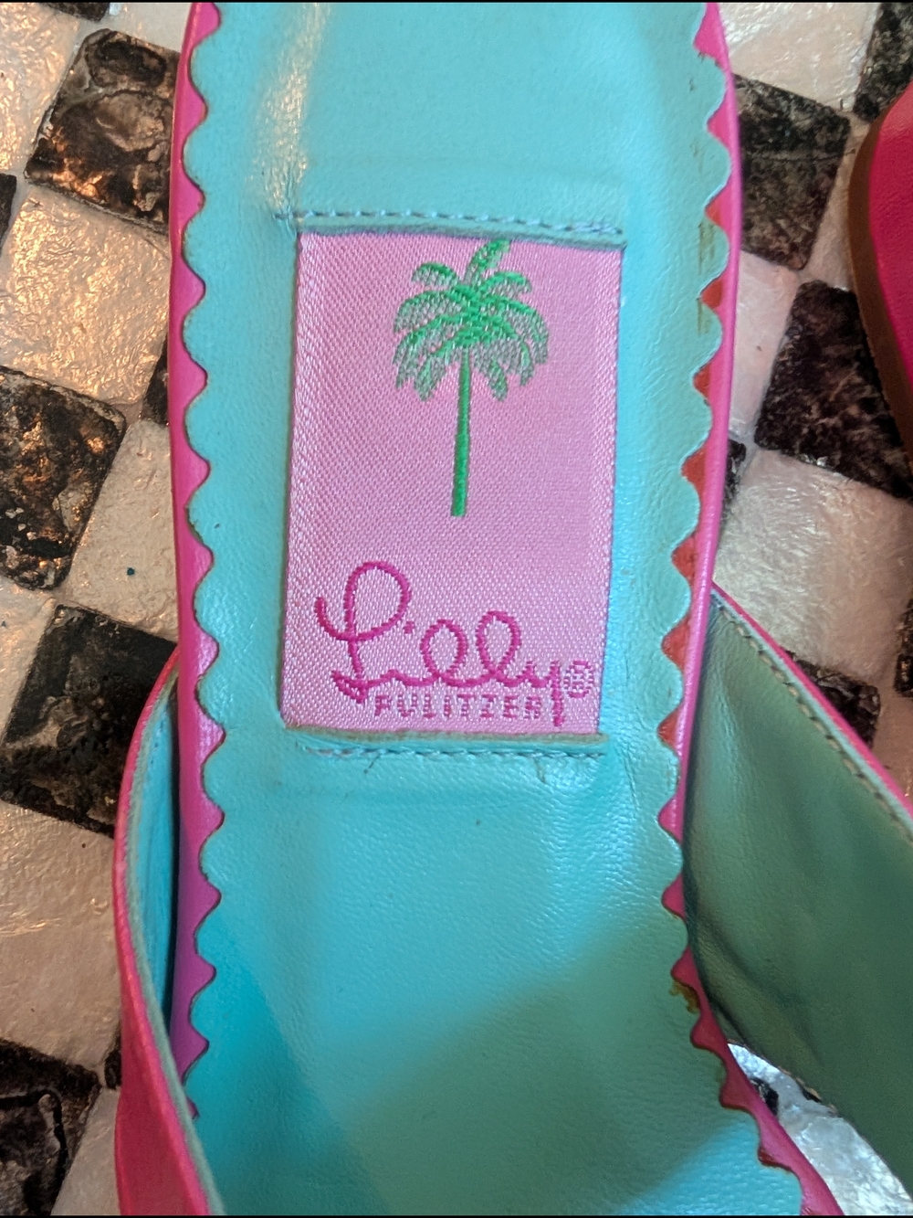 Lilly Pulitzer Pink Palm-Embroidered Thong Sandals with Mint Insoles - Picture 3 of 5